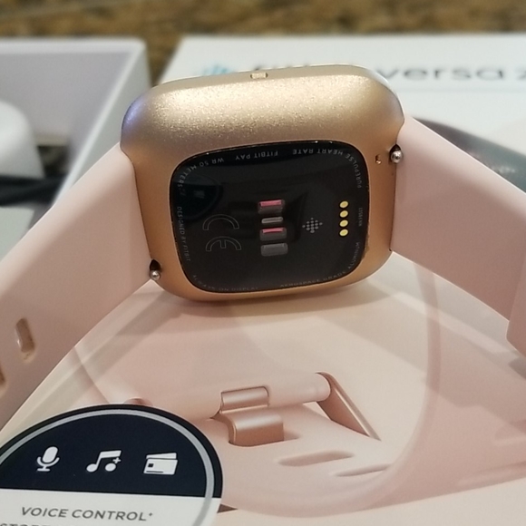 SOLD!! Like New Fitbit Versa 2 Smartwatch - SZ S/L - Picture 9 of 10